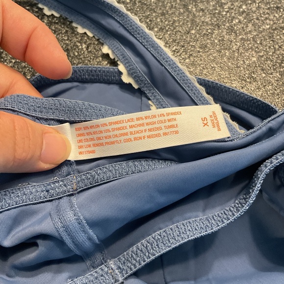 NWT Colsie Blue Lace Trim Bralette Size XS - Picture 3 of 4